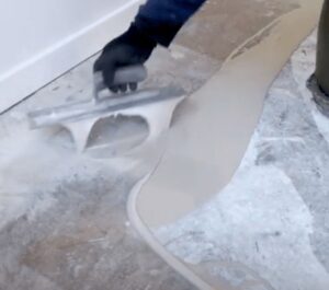 Gietvloer Epoxylaag Aanbrengen